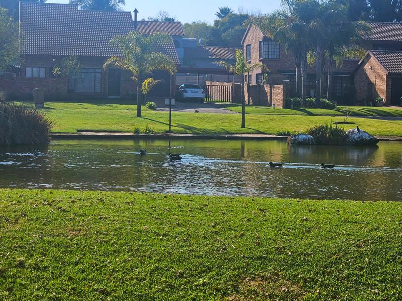2 Bedroom Property for Sale in Terenure Gauteng