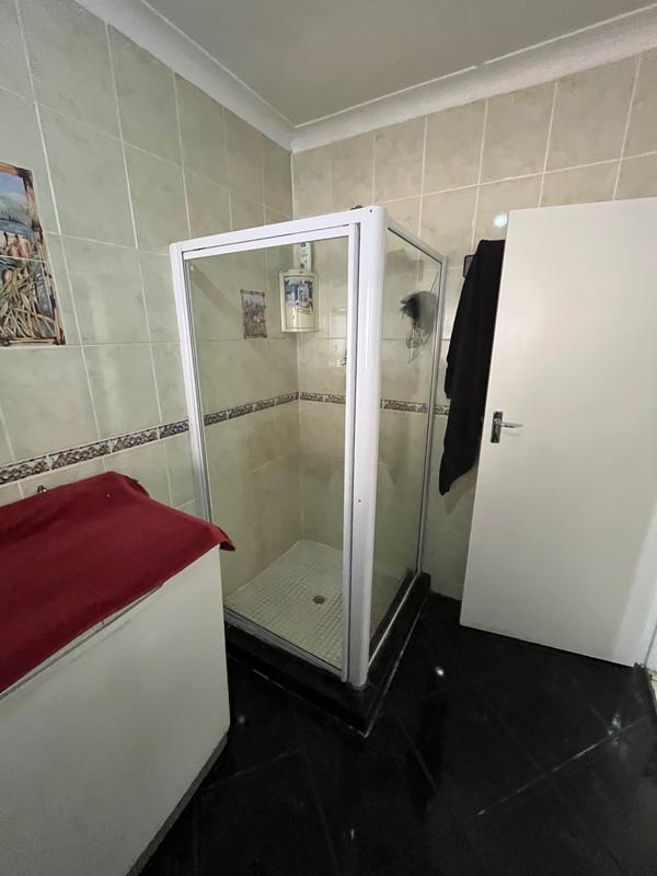 5 Bedroom Property for Sale in Dalpark Gauteng