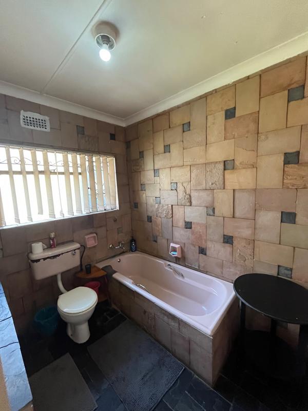 5 Bedroom Property for Sale in Dalpark Gauteng