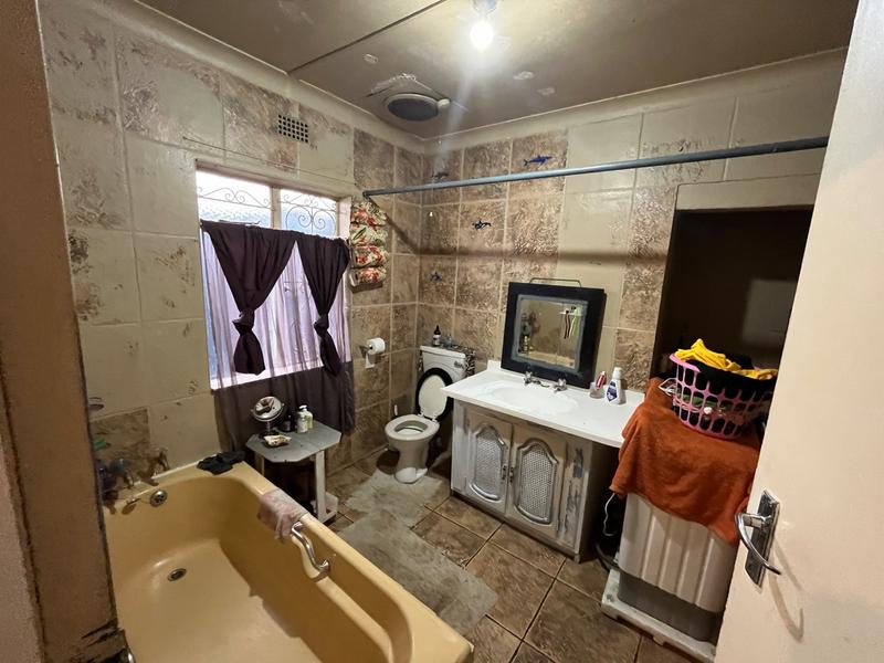5 Bedroom Property for Sale in Dalpark Gauteng