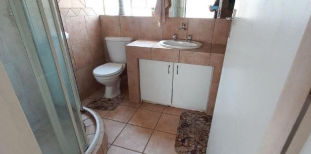3 Bedroom Property for Sale in Glen Marais Gauteng