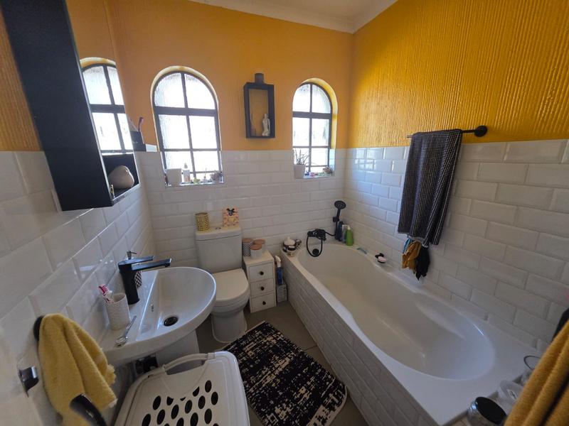 2 Bedroom Property for Sale in Norkem Park Gauteng