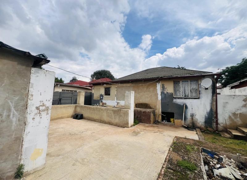 7 Bedroom Property for Sale in Kensington Gauteng