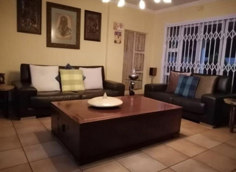 7 Bedroom Property for Sale in Clayville Gauteng