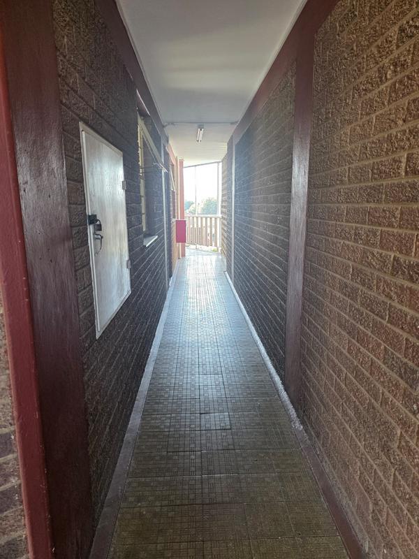 1 Bedroom Property for Sale in Kempton Park Ext 5 Gauteng