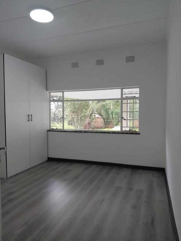 3 Bedroom Property for Sale in Greenside Gauteng