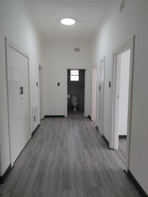 3 Bedroom Property for Sale in Greenside Gauteng