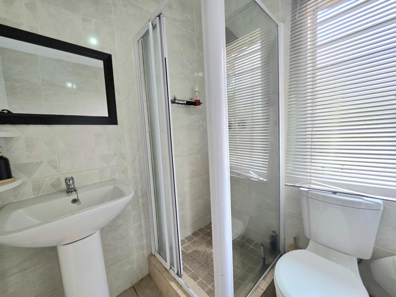 2 Bedroom Property for Sale in Klippoortjie Gauteng