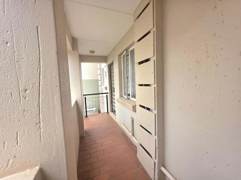 2 Bedroom Property for Sale in Klippoortjie Gauteng