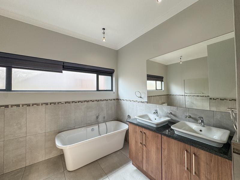 3 Bedroom Property for Sale in Midstream Estate Gauteng