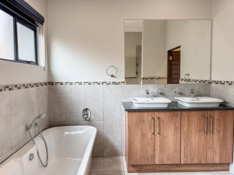 3 Bedroom Property for Sale in Midstream Estate Gauteng