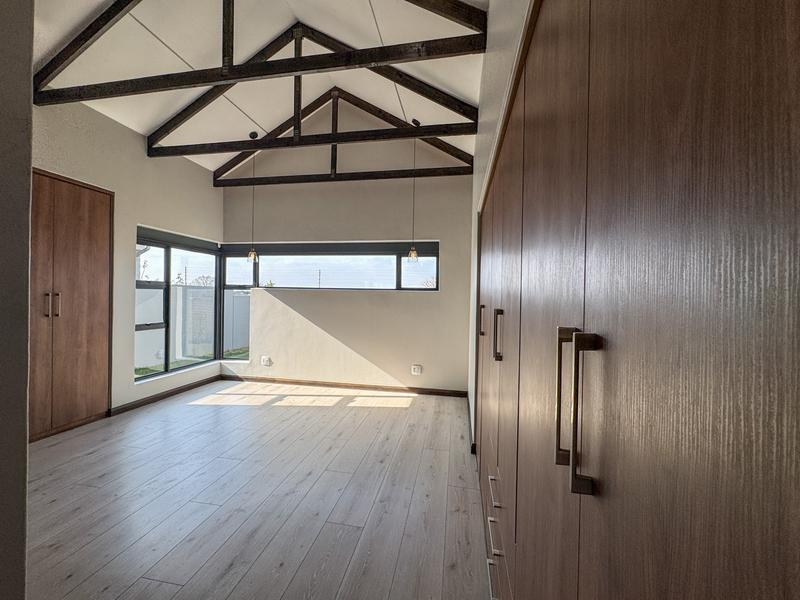 3 Bedroom Property for Sale in Midstream Estate Gauteng