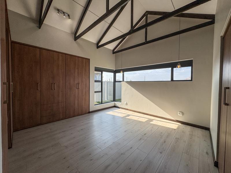 3 Bedroom Property for Sale in Midstream Estate Gauteng