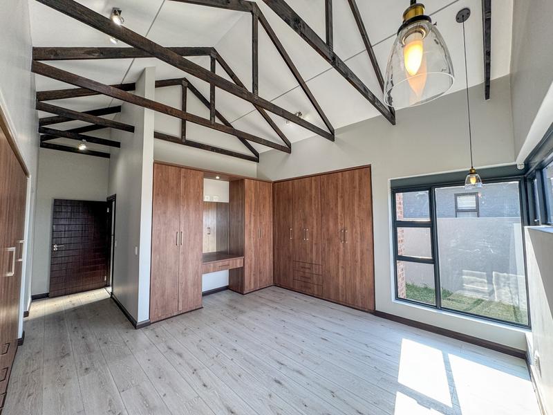 3 Bedroom Property for Sale in Midstream Estate Gauteng