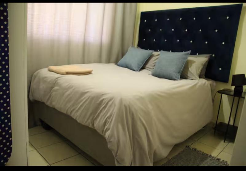 To Let 2 Bedroom Property for Rent in Vorna Valley Gauteng