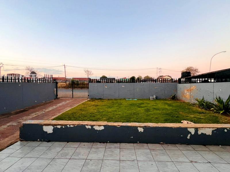 2 Bedroom Property for Sale in Riverlea Gauteng