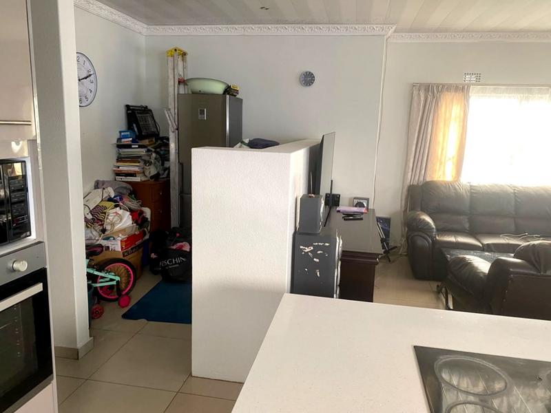 3 Bedroom Property for Sale in Meadowlands Gauteng