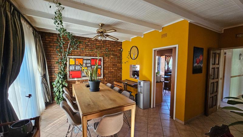 4 Bedroom Property for Sale in Mulbarton Gauteng