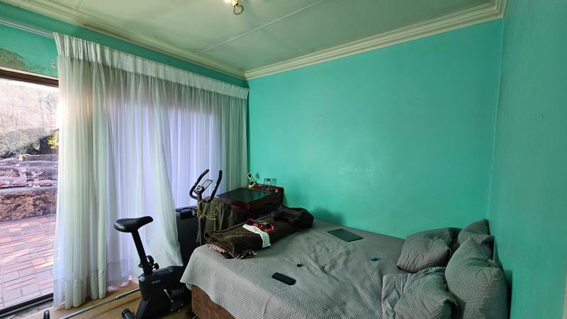 4 Bedroom Property for Sale in Mulbarton Gauteng