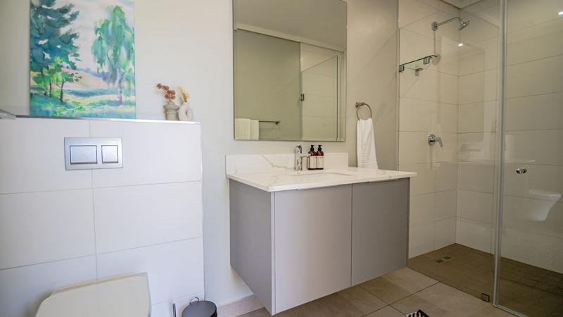 To Let 3 Bedroom Property for Rent in Midfield Estate Gauteng