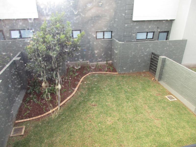 To Let 3 Bedroom Property for Rent in Midstream Meadows Gauteng