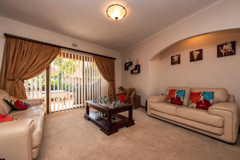 4 Bedroom Property for Sale in Glenvista Gauteng