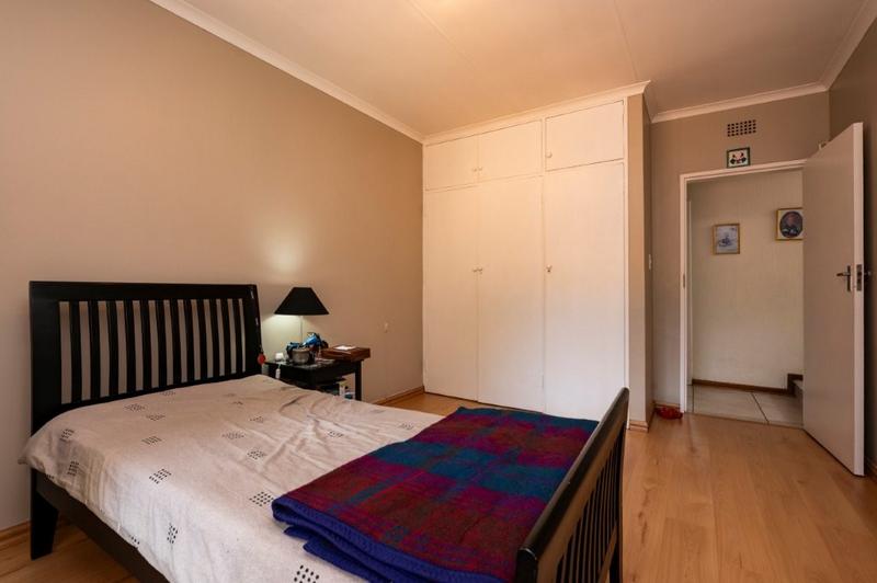 4 Bedroom Property for Sale in Glenvista Gauteng