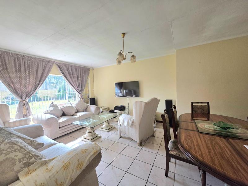 3 Bedroom Property for Sale in Dawn Park Gauteng