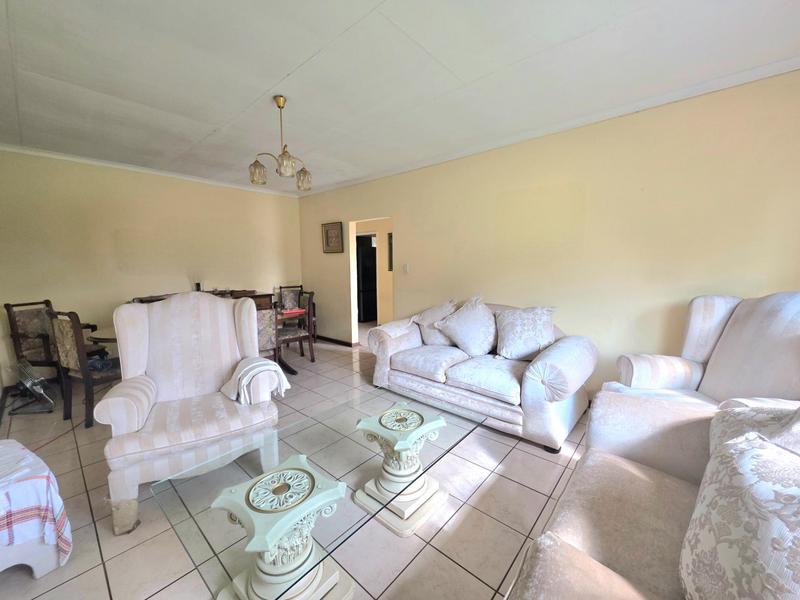 3 Bedroom Property for Sale in Dawn Park Gauteng