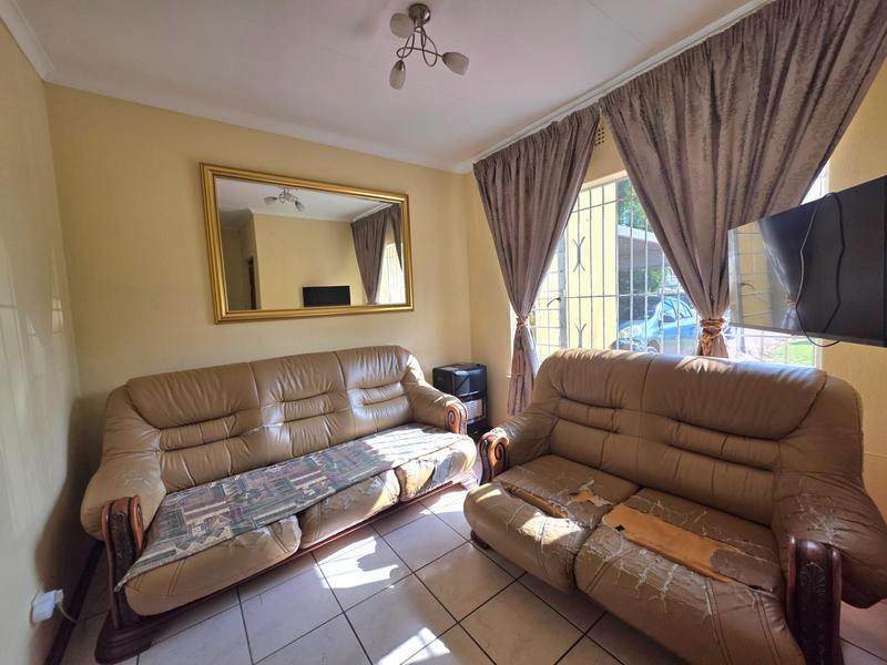 3 Bedroom Property for Sale in Dawn Park Gauteng