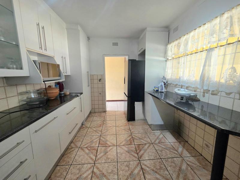 3 Bedroom Property for Sale in Dawn Park Gauteng