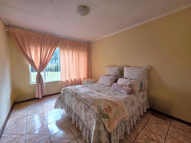 3 Bedroom Property for Sale in Dawn Park Gauteng