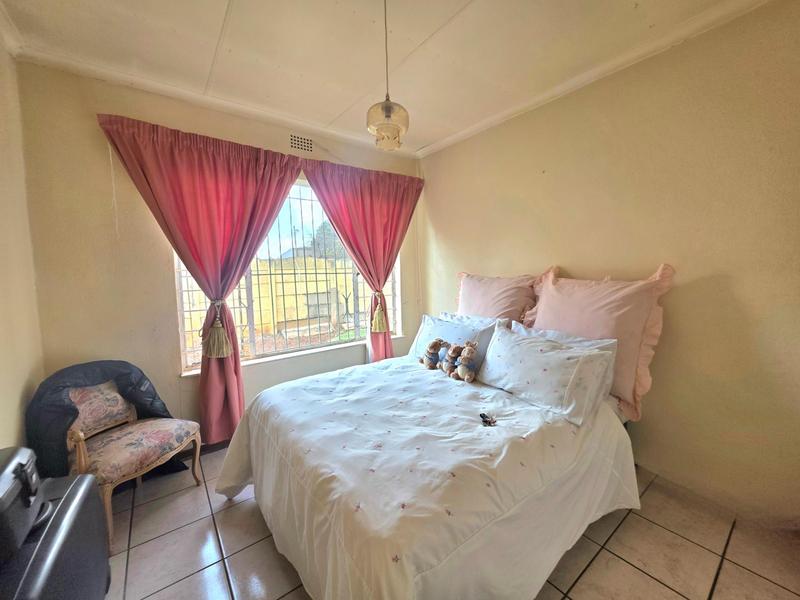 3 Bedroom Property for Sale in Dawn Park Gauteng