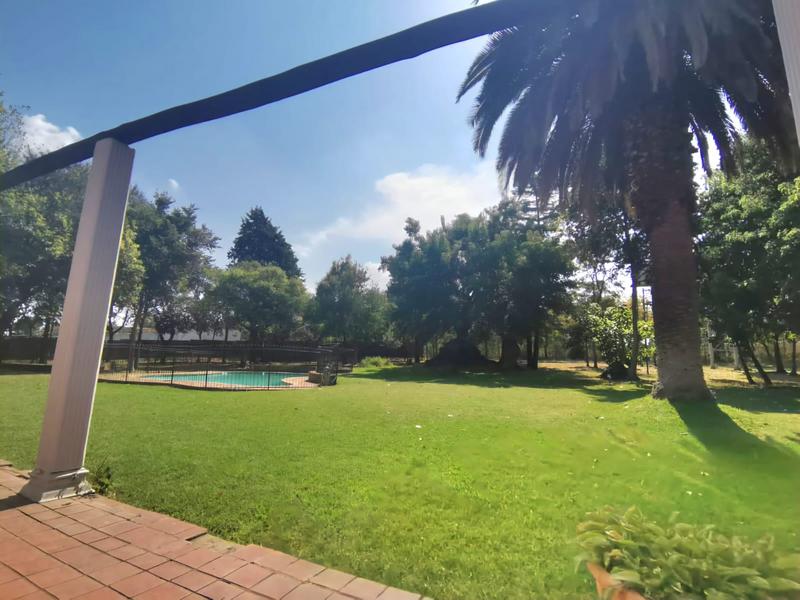 10 Bedroom Property for Sale in Knopjeslaagte Gauteng