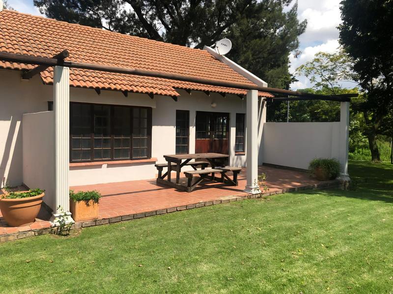 10 Bedroom Property for Sale in Knopjeslaagte Gauteng