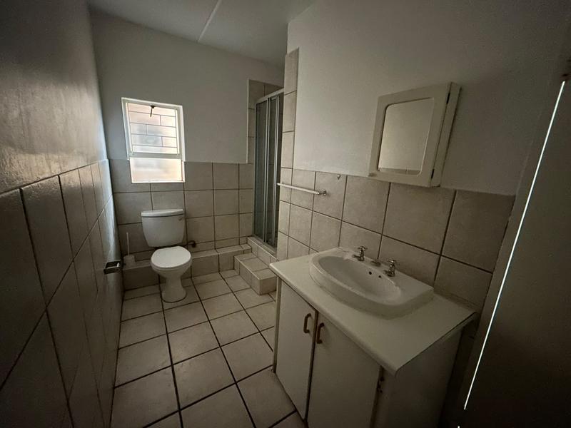 2 Bedroom Property for Sale in Hillcrest Gauteng