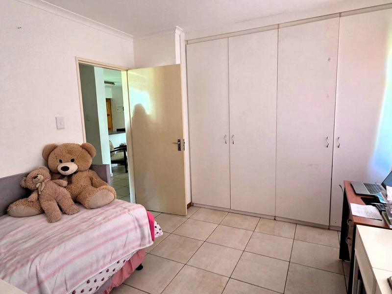 2 Bedroom Property for Sale in Olympus AH Gauteng