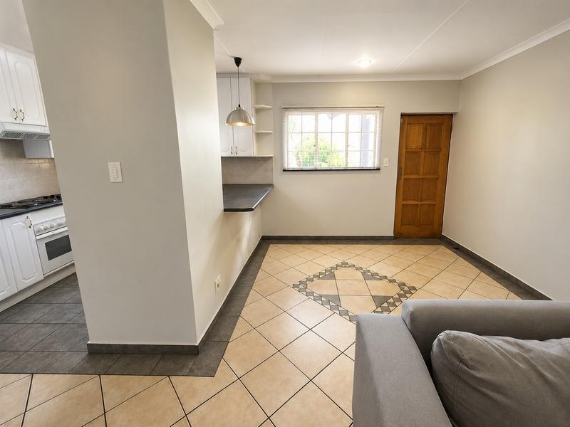2 Bedroom Property for Sale in Erasmuskloof Gauteng