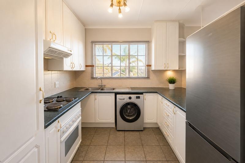 2 Bedroom Property for Sale in Erasmuskloof Gauteng