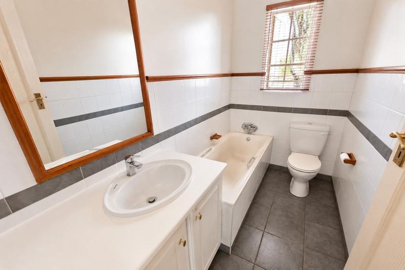 2 Bedroom Property for Sale in Erasmuskloof Gauteng