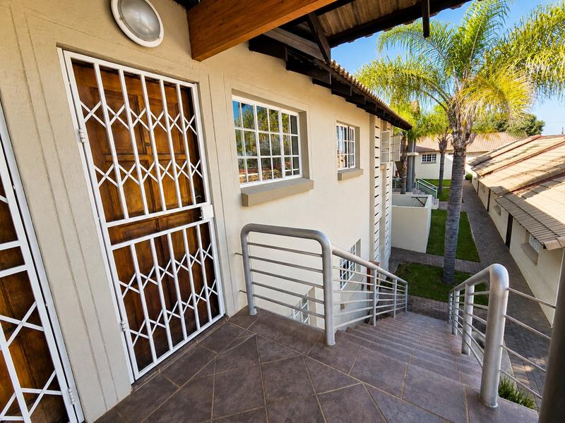 2 Bedroom Property for Sale in Erasmuskloof Gauteng