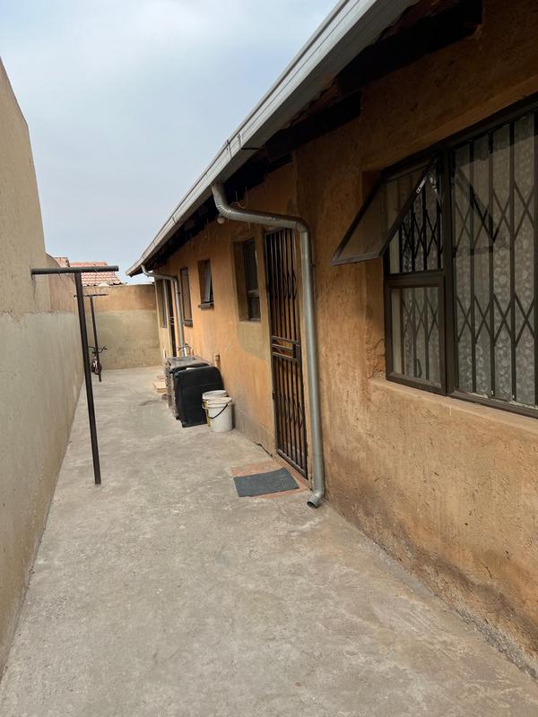 4 Bedroom Property for Sale in Leachville Ext 3 Gauteng