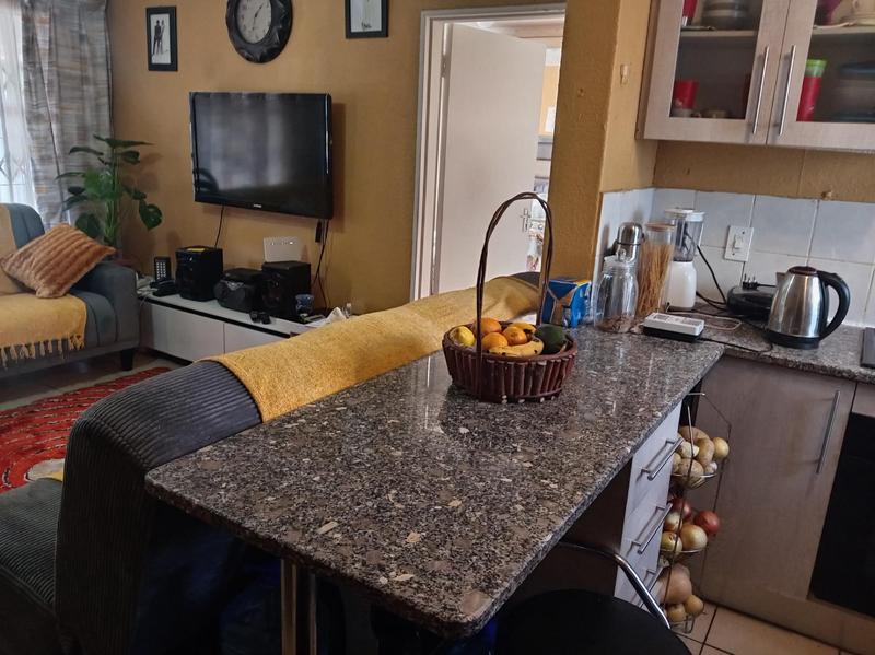 1 Bedroom Property for Sale in Germiston South Gauteng
