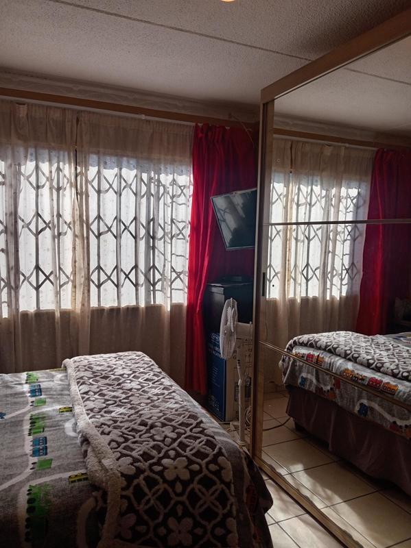 1 Bedroom Property for Sale in Germiston South Gauteng