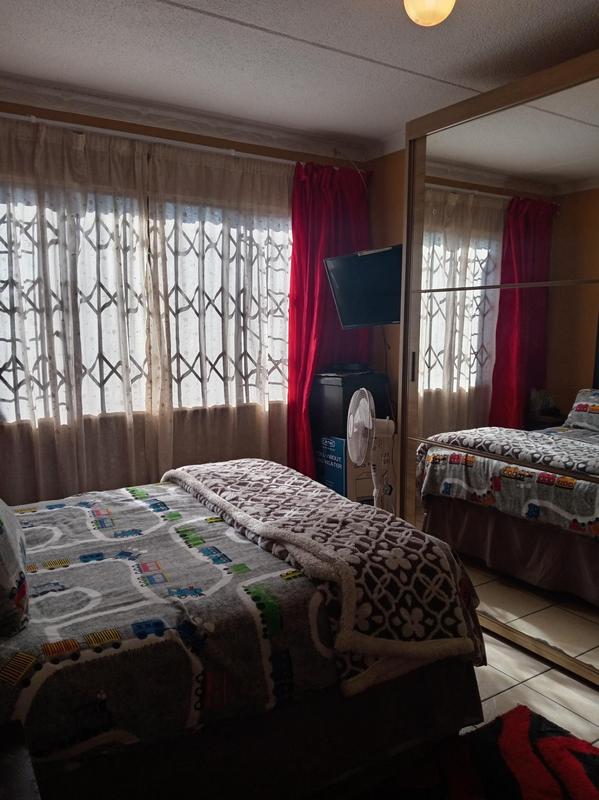 1 Bedroom Property for Sale in Germiston South Gauteng