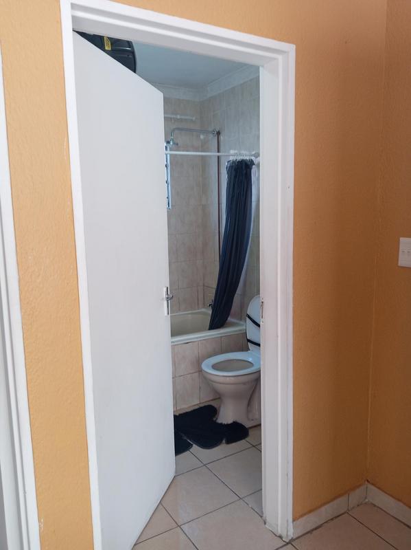 1 Bedroom Property for Sale in Germiston South Gauteng