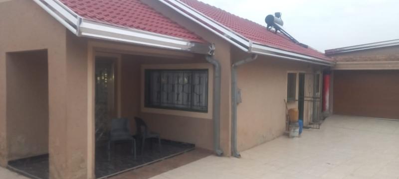 3 Bedroom Property for Sale in Dobsonville Gauteng