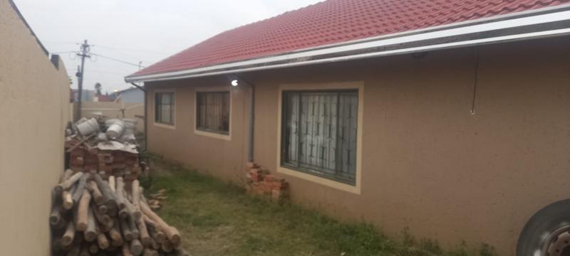 3 Bedroom Property for Sale in Dobsonville Gauteng