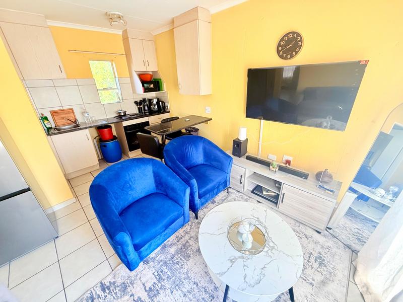 2 Bedroom Property for Sale in Staalrus Gauteng