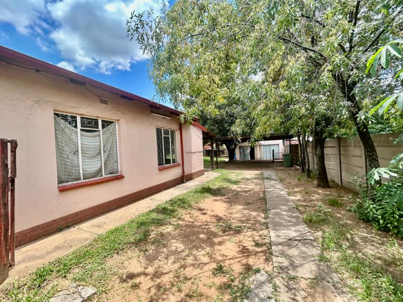 2 Bedroom Property for Sale in Vanderbijlpark CW 5 Gauteng